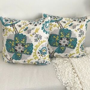 Frontgate Blue Feather, Floral Accent Throw Pillows (2) 16”x26